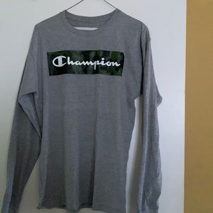 Champion long sleeve shirt